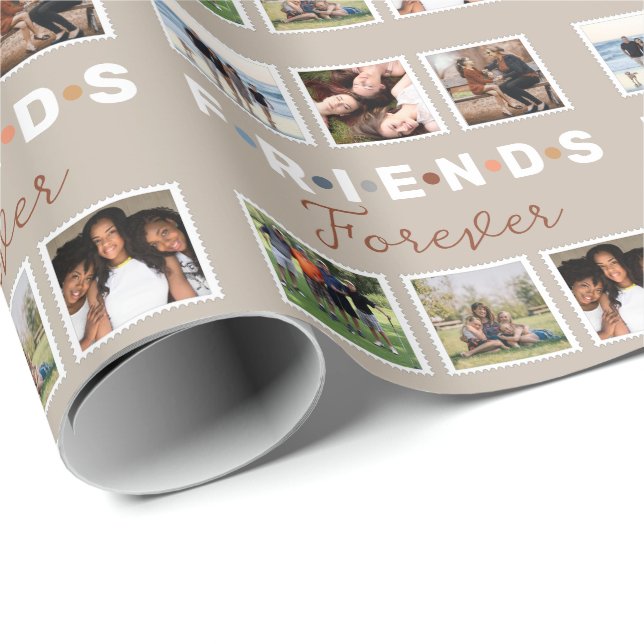 Modern Beige Friends Forever Photo Collage Presentpapper (Rullad Hörn)