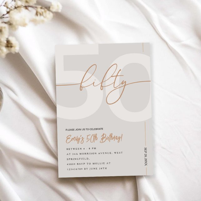 Modern Beige & Gold 50th Birthday Invitation Inbjudningar (Skapare uppladdad)