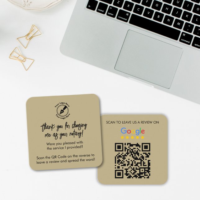 Modern Beige Google Review QR Code Notary Logotyp Fyrkantigt Visitkort (Skapare uppladdad)