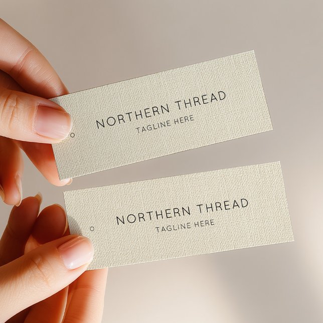 Modern beige texturerad klädetikett mini visitkort (Skapare uppladdad)