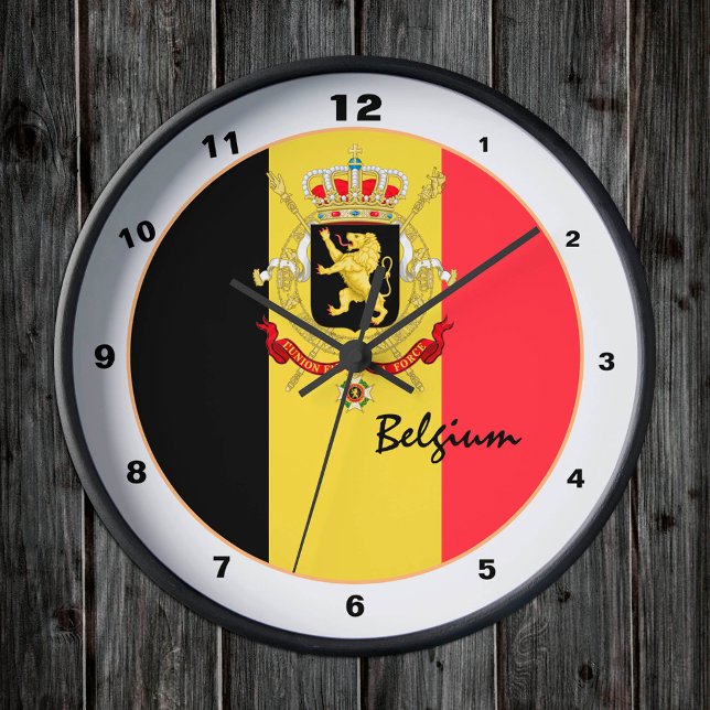 Modern belgisk Flagga & belgiskt trendig - hem/des Rund Klocka (Skapare uppladdad)