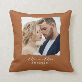 Modern bild bröllop personlig Mr och Mrs. Kudde