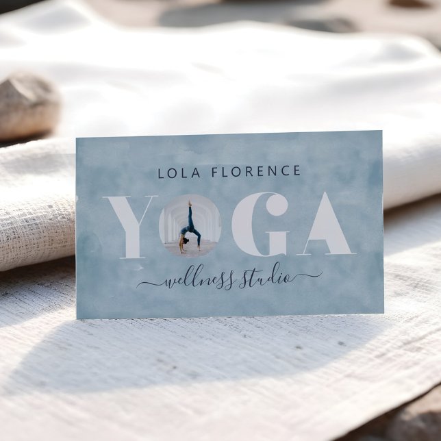 Modern bild för YGA-överlägg med blå vattenfärg -  Visitkort (Modern Blue Watercolor YOGA Overlay Custom Photo Business Card)