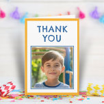 Modern blå födelsedagsbarnsfoto  tack kort<br><div class="desc">Modern blå födelsedagstakskort för barn. Ett sött födelsedagstakskort till dina vänner och familj. Ladda upp din bild och anpassa kortet med ditt namn och text. Bra som tackkort för pojkar.</div>