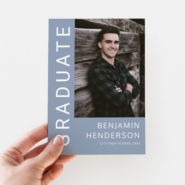 Modern Blå Foto Examen Meddelande (Minimalist Blue Photo Graduation Announcement Card)