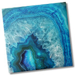 Modern blå marble Agate Kakelplatta<br><div class="desc">Stoner,  kristaller och mineraler är ett tidlöst trendig stil. Den här utskriften har en skarp,  blå geodesten som är komplett med små kristaller i fickan. En övergripande ljusstark turkos- eller vattenblåsfärgning med unik linjer och förband. En lekfull men modern och snyggt. Blåturkos Geode Mineral Stone Ceramic Tile</div>