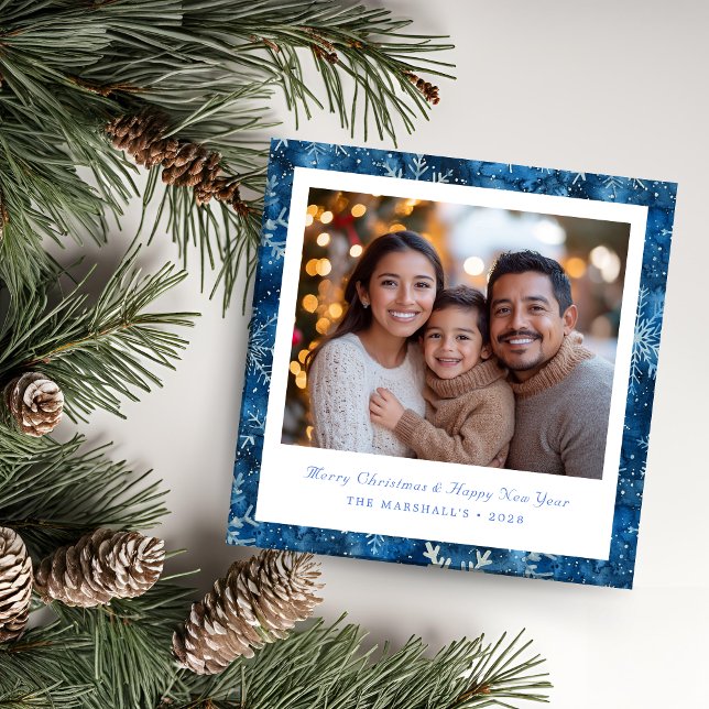 Modern blå och vit Snöflingor-Helgdag-foto Julkort (Modern Blue and white Snowflakes Holiday Photo)