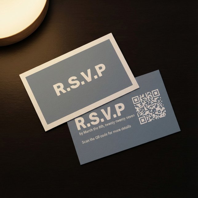 Modern blå OSA QR-kod Bröllop Tilläggskort (Modern Blue bold RSVP QR Code Wedding Enclosure Card.)