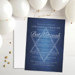 Modern blå vit typografi - Bat mitzvah Inbjudningar<br><div class="desc">Vackra mörk blått skuggor skapar ett struktur som vatten på denna formella Bat mitzvah inbjudan. Elegantens vita minimalistskript med din ceremoni och mottagningsdetaljer på en underbar gradient under den subtila stjärnan av David för att fira din judiska dotters ålder.</div>