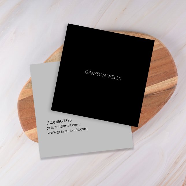 Modern Black and Grått Professionell Fyrkantigt Visitkort (Modern Black and Grey Professional Square Business Card)