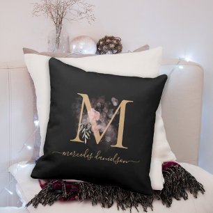 Modern Black and Guld Blommigt Monogram Kudde