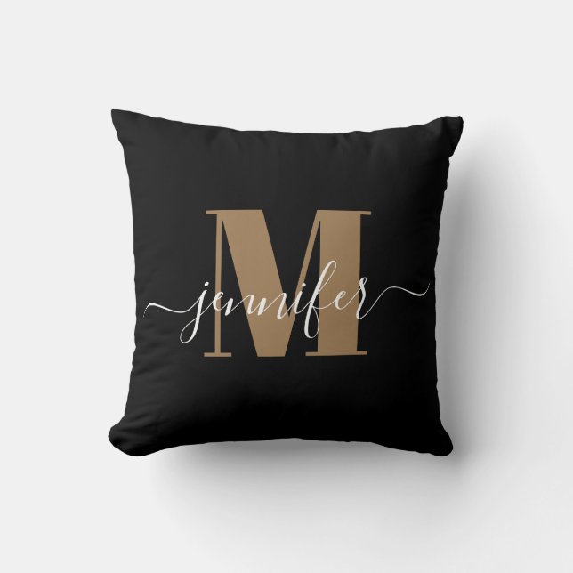 Modern Black and Guld Elegant Monogram Namn Kudde (Framsida)