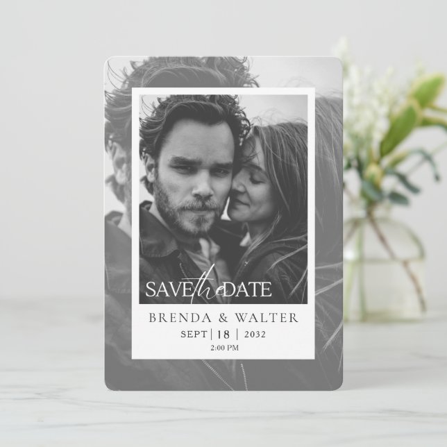Modern Black and White Photo Wedding Invitation Inbjudningar (Stående Fram)