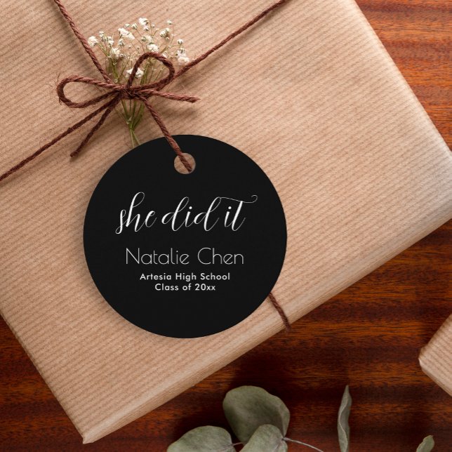 Modern Black Elegant Typography Student Gåvor Etiketter (Skapare uppladdad)