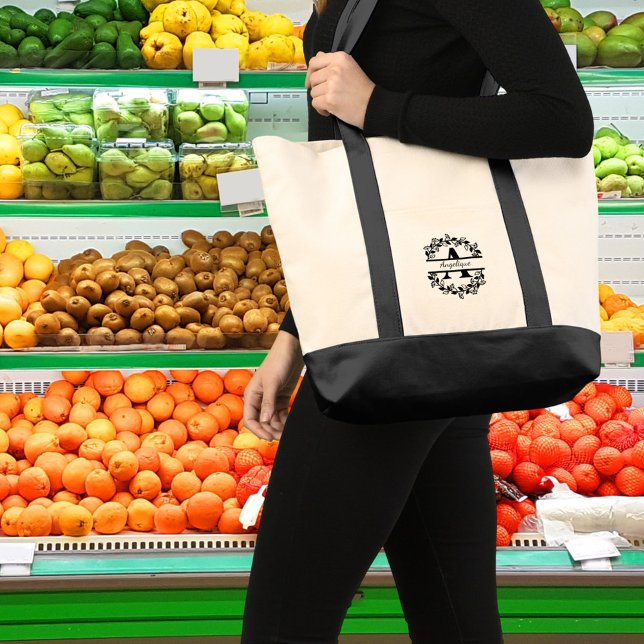 Modern Black Floral Wreath Split Monogram "A" Tygkasse (Skapare uppladdad)