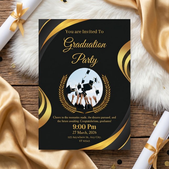 Modern Black & Gold Graduation Party Inbjudningar (Skapare uppladdad)