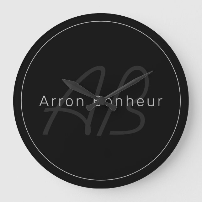Modern Black & Grått | Coola Namn och Monogram Stor Klocka (Framsida)