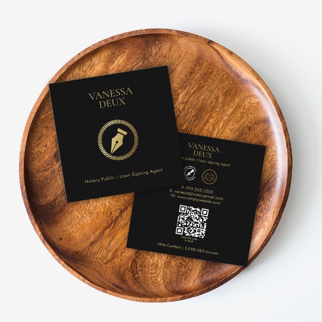 Modern Black & Guld Notary Pen QR Logotyp Elegant Fyrkantigt Visitkort (Skapare uppladdad)