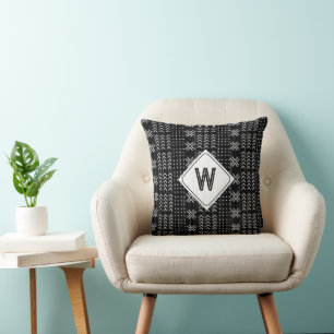 Modern Black Mudcloth African Monogram Kudde