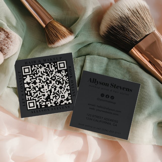 Modern Black on Black Bold QR Code Hair & Makeup Fyrkantigt Visitkort (Modern Black on Black Bold QR Code Hair & Makeup Square Business Card)