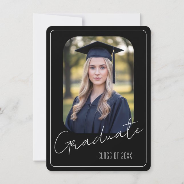 Modern Black Photo Graduation Party Invitation Inbjudningar (Framsida)