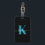 Modern Black Teal Script Monogram Bagagebricka<br><div class="desc">Den här enkla, svarta bagagetaggen med namn i trendigets första skript, med ett vitt typsnitt som skrivs över ditt första i ett modernt typsnitt i teal på ena sidan och ett kort för ditt namn, adress och mobila nummer på den andra, skulle se fantastisk ut på dina resväskor. Det är...</div>