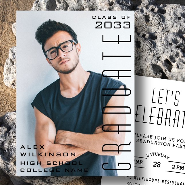 Modern Black Typography Chic Guy Photo Studenten Inbjudningar (Skapare uppladdad)