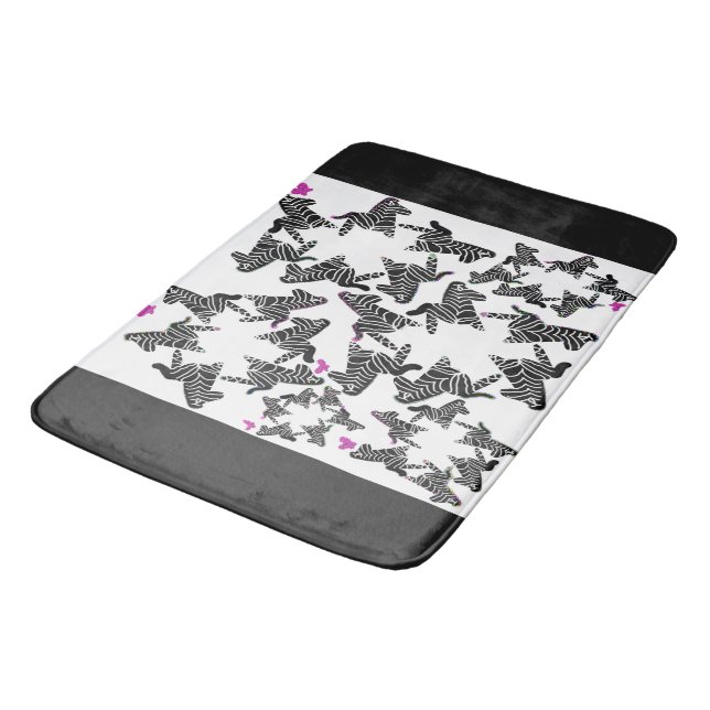 Modern black white and pink  wild zebra badrumsmatta (Vinklad)