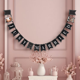 Modern Black & White Elegant Ny gifta Vimplar