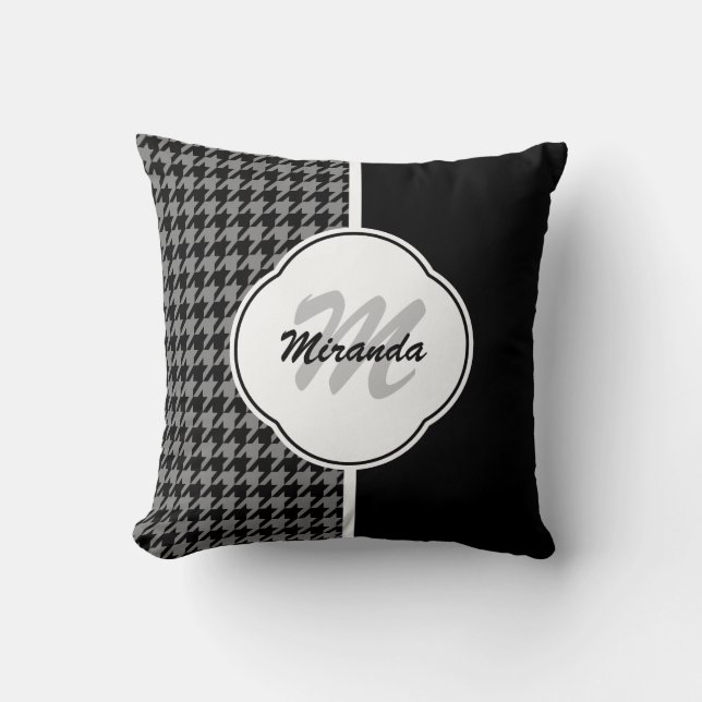 Modern Black White Houndstooth Monogram och Namn Kudde (Framsida)