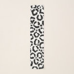 Modern Black White Leopard Animal Print Mönster Sjal<br><div class="desc">Denna moderna och snyggt djuravtryck mönster är perfekt för trendiget och snyggten på modet. Den innehåller ett handritat svart och vitt leopardsfritecken. Det är elegant, chic, enkelt och modernt. ***ANMÄRKNING OM VIKTIG UTFORMNING: Om du vill ha en anpassad design-begäran, till exempel matchande produktbegäranden, ändringar i färg, placeringsändringar eller andra ändringsbegäranden,...</div>