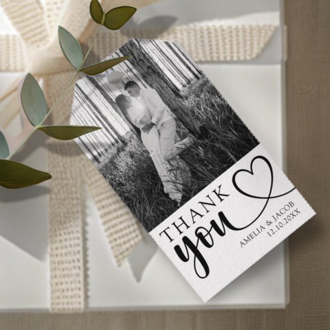 Modern Black & White Photo Wedding Favor Presentetikett (Skapare uppladdad)