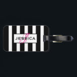 Modern Black & White Rand Monogram Bagagebricka<br><div class="desc">Elegant svartvit rand mönster. Fullt anpassade bagagemärken. Om du behöver hjälp med att anpassa någon av mina designers kontaktar du ArtOnWear-designern. Kostnadsfri textformatering med hjälp av direkthjälp tillgänglig på begäran.</div>