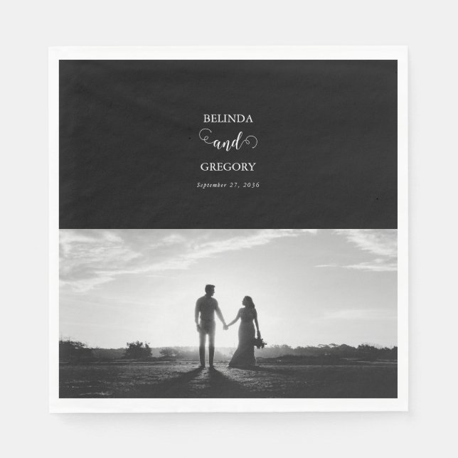 Modern Black & White Script par Photo Bröllop Pappersservett (Framsidan)