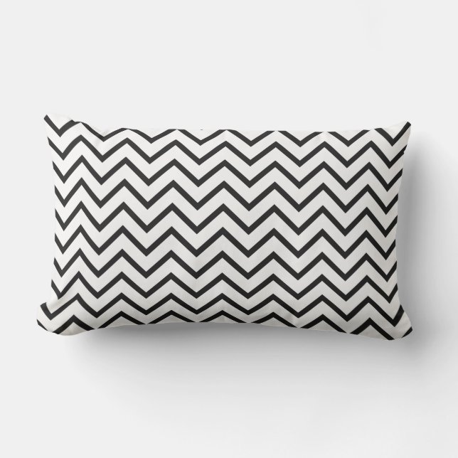 Modern Black White Zigzag Chevron Mönster utanför  Lumbarkudde (Framsida)