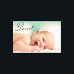 Modern bländad Baby-foto i skript Canvastryck<br><div class="desc">Modern, elegant Blsed Script Baby Photo-omslagen arbetsyteutvidgning. Med alla vackra foton av baby väljer du en speciell som du vill visning med ord "Blad". Anpassa enkelt den omslagna arbetsytan. Det är en underbar gåva till nya föräldrar, mor- och farföräldrar också.</div>