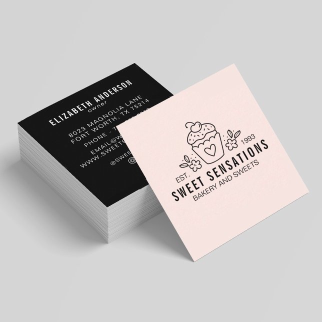 Modern Blekröd Bakverk Catering Kock Fyrkantigt Visitkort (A cute simple pink and black Cupcake Bakery Business card. Personalize it with your information.)