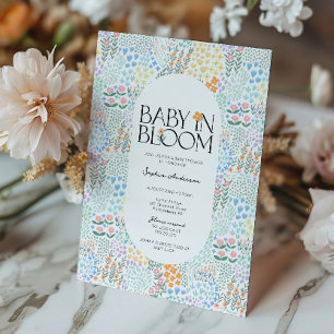Modern Blommigt färglöst Baby i babyskor i blomman Inbjudningar