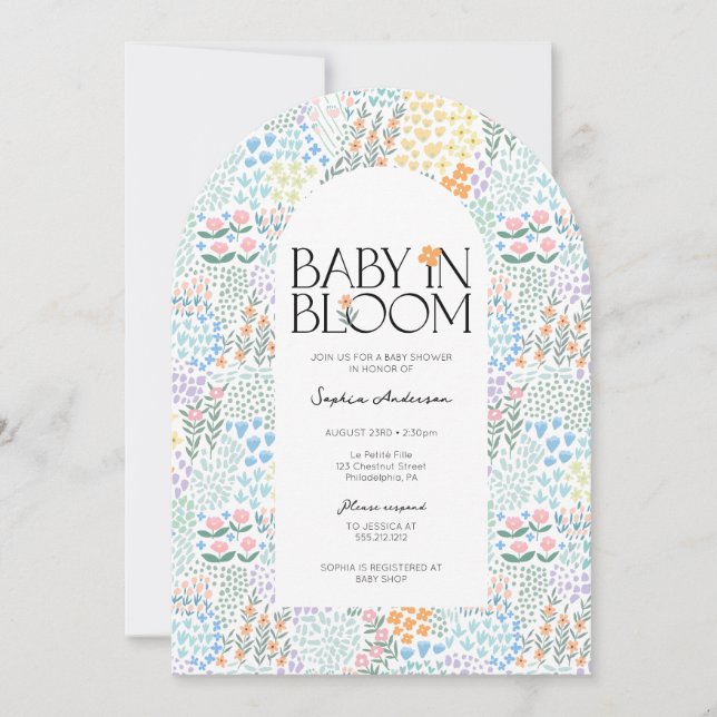 Modern Blommigt färglöst Baby i babyskor i blomman Inbjudningar (Framsida)