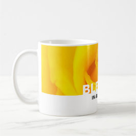 Modern Blommigt Gul ros BLESSED Kaffemugg
