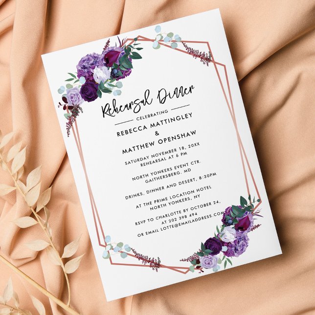 Modern Blommigt Lila Bröllop Rehearsal Middag Inbjudningar (Modern Purple Floral Rehearsal Dinner Invitation)