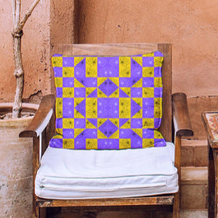 Modern Blommigt lila & gult Checkerboard mönster Kudde