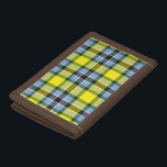 Modern Blue & Gult Tartan Play Mönster<br><div class="desc">Ljusa sommartjärtan mörk blått,  marinblått,  gult och vitt färg plaid mönster. Modern skönhet i roligtens schackrade färgstarka design. Fantastisk Scottish print for helgdag gifts or day shopping.</div>