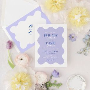 Modern Blue Lavender Wave Scallop Monogram Bröllop Inbjudningar