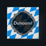 Modern Blue White Fresh Bayaria Mönster Knapp<br><div class="desc">Und nichts mehr. Puristisch,  klar,  weiß und blau.</div>