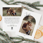 Modern Boho Arch Glatt Two Photo Julkort<br><div class="desc">Minneshögtiden med det här glatta två fotokortet. Det unika och redigerbara skriptet för chic skapar en aning charm och individualitet. Dess enkla, elegant svartvita utformning, med en klassisk bohemisk ram, framkallar en viskös vinter-ambians. Det minimala och delikata festiva teckensnittet ger kreativitet och charm. Med en ren och grundläggande utformning av...</div>