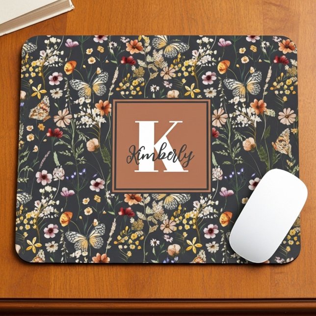 Modern Boho Blommig Monogramnamn Musmatta (Skapare uppladdad)