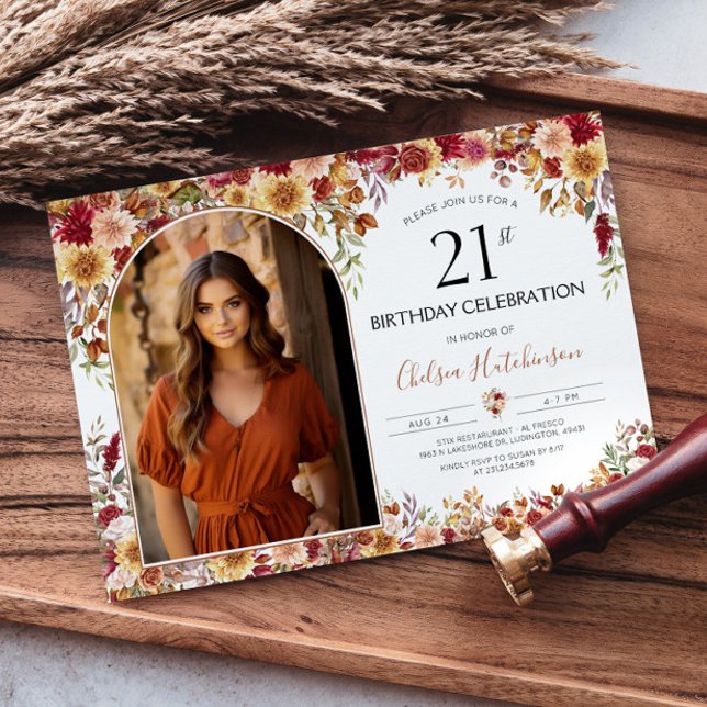 Modern Boho Blommigt 21:a födelsedag Foto Inbjudningar (Modern Boho Floral 21st Birthday Photo Invitation)