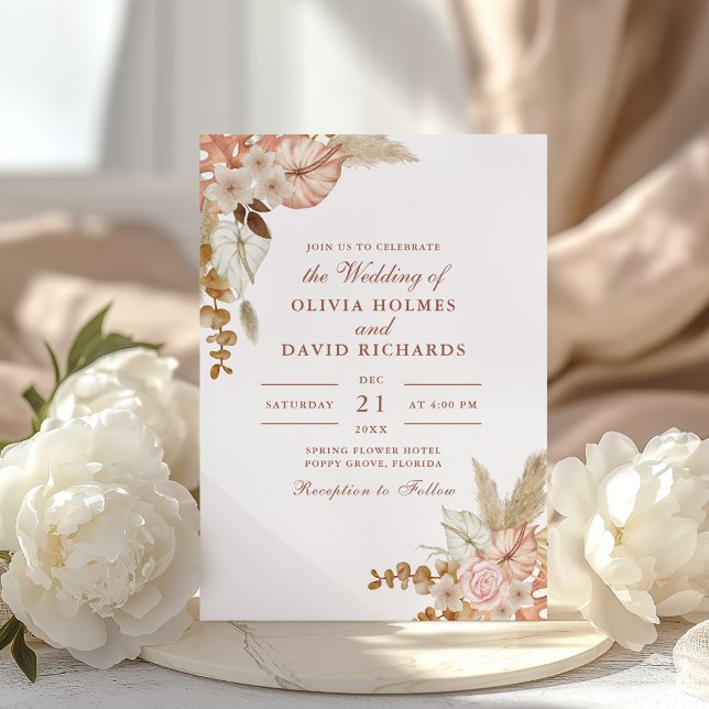Modern Boho Chic Blommigt Pampas Grass Bröllop Inbjudningar (Modern Boho Chic Floral Pampas Grass Wedding Invitation on an elegant table with white peonies)