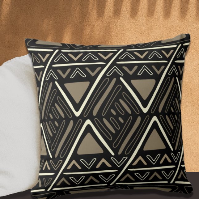 Modern Boho Lera Trasa Mönster Black Kudde (Skapare uppladdad)